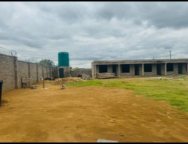 10 BEDROOM APARTMENT FOR SALE IN MAJAKANENG